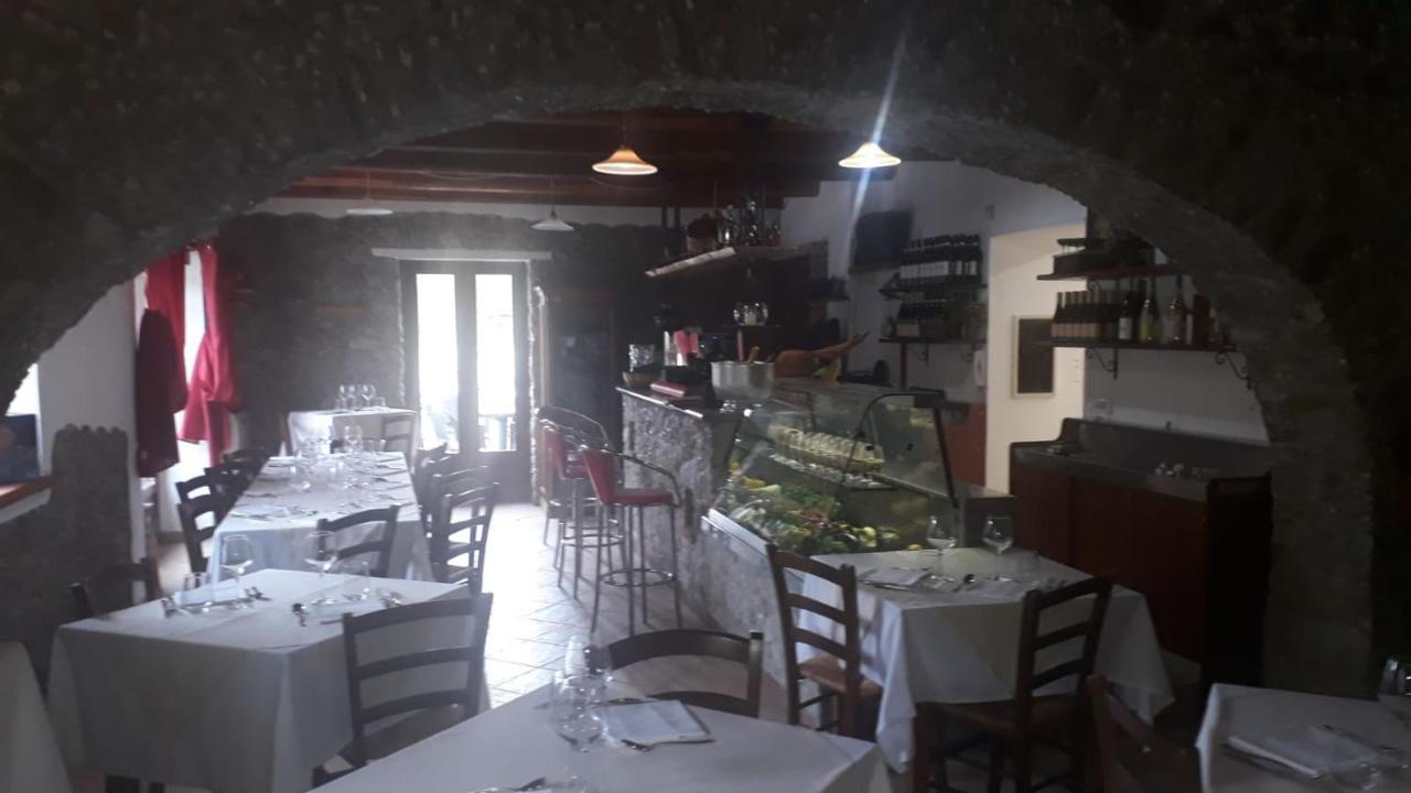 Taverna Del Dolmen Millesimo المظهر الخارجي الصورة